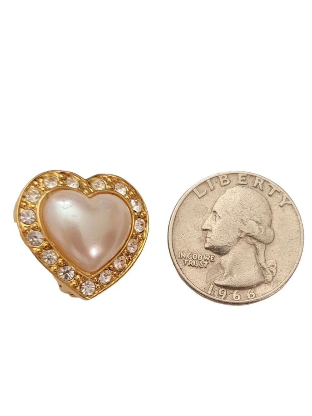 Avon Gold Tone Clear Rhinestone Faux Pearl Heart Shape Clip-On Earrings, E813